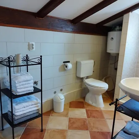 Skroza Appartement Srima